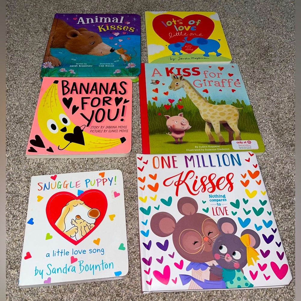 Lot of 6 toddler board books Valentines Day Bananas for you Snuggle Puppies